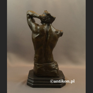 Popiersie tors męski rzeźba niezwykła 