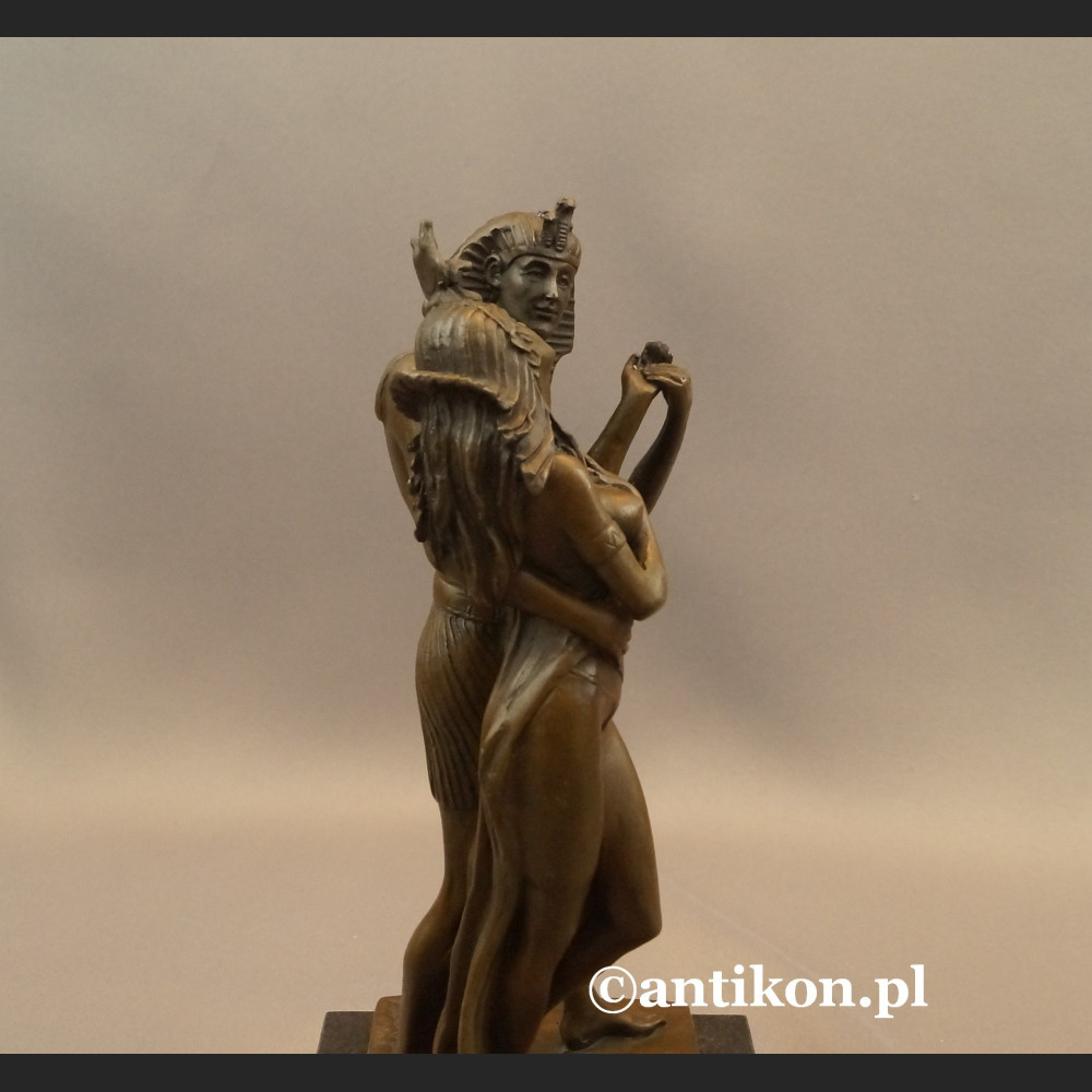 Faraon i Egipcjanka rzeźba z brązu 