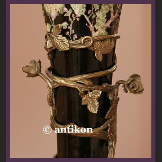 Wazon secesyjny w pałacowym stylu Wazon secesyjny w pałacowym stylu