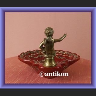 Paterka mydelniczka z aniołkiem czerwona Paterka mydelniczka z aniołkiem czerwona