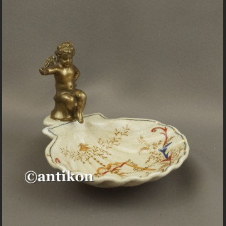 Mydelniczka z aniołkiem paterka jasna