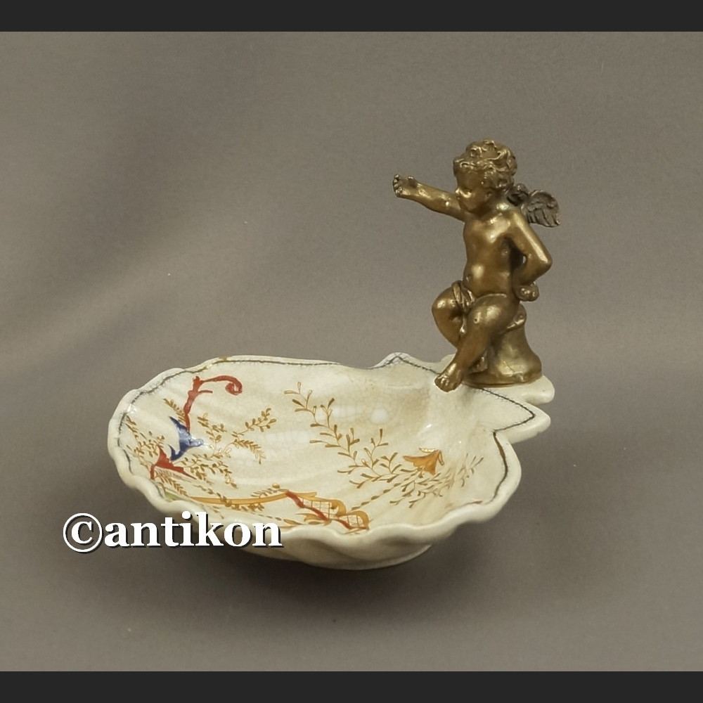 Mydelniczka z aniołkiem paterka jasna Mydelniczka z aniołkiem paterka jasna