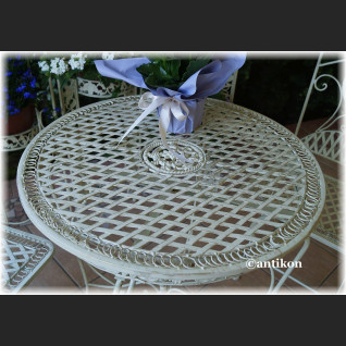 Meble ogrodowe z kutego metalu stół i 2 krzesła Meble ogrodowe z kutego metalu stół i 2 krzesła