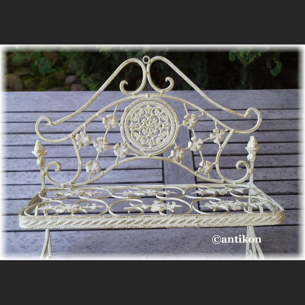 Metalowa półka w stylu prowansalskim biała Metalowa półka w stylu prowansalskim biała