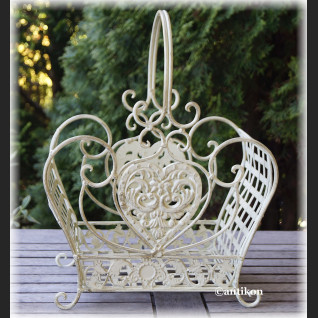 Kosz biały prowansalski metalowy do kwiatów mniejszy  Kosz biały prowansalski metalowy do kwiatów mniejszy