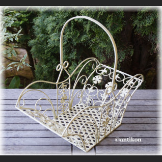 Kosz z kutego żelaza na warzywa kwiaty średni Kosz z kutego żelaza na warzywa kwiaty średni