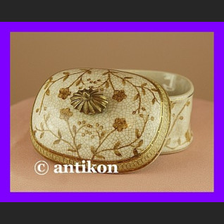 Przepiękna porcelanowa cukierniczka Przepiękna porcelanowa cukierniczka