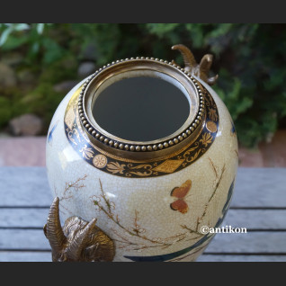 Urna wazon porcelanowy ze świecznikiem