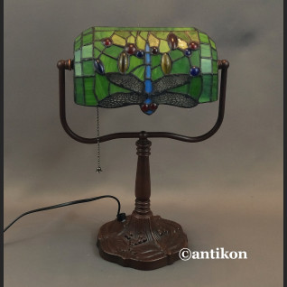 Lampa bankierka zielona witrażowa z ważką Lampa bankierka zielona witrażowa z ważką