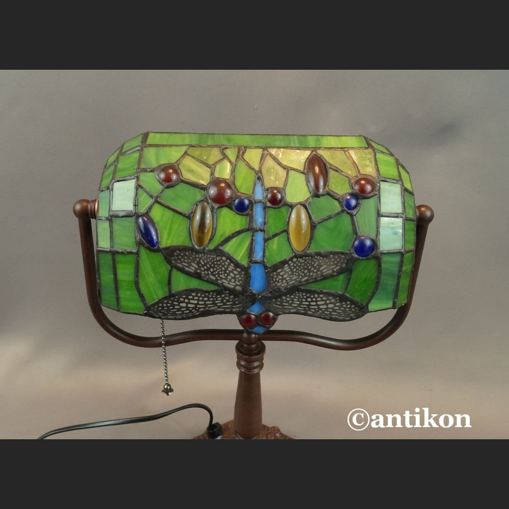 Lampa bankierka zielona witrażowa z ważką Lampa bankierka zielona witrażowa z ważką