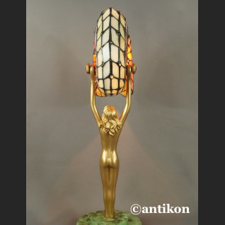 Lampa Nautilus witrażowa secesyjna w stylu Tiffany 