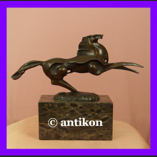 Rzeźba koń modernistyczny rumak z brązu