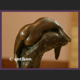 Figurka z brązu piękny akt kobiety rzeźba Art Deco 