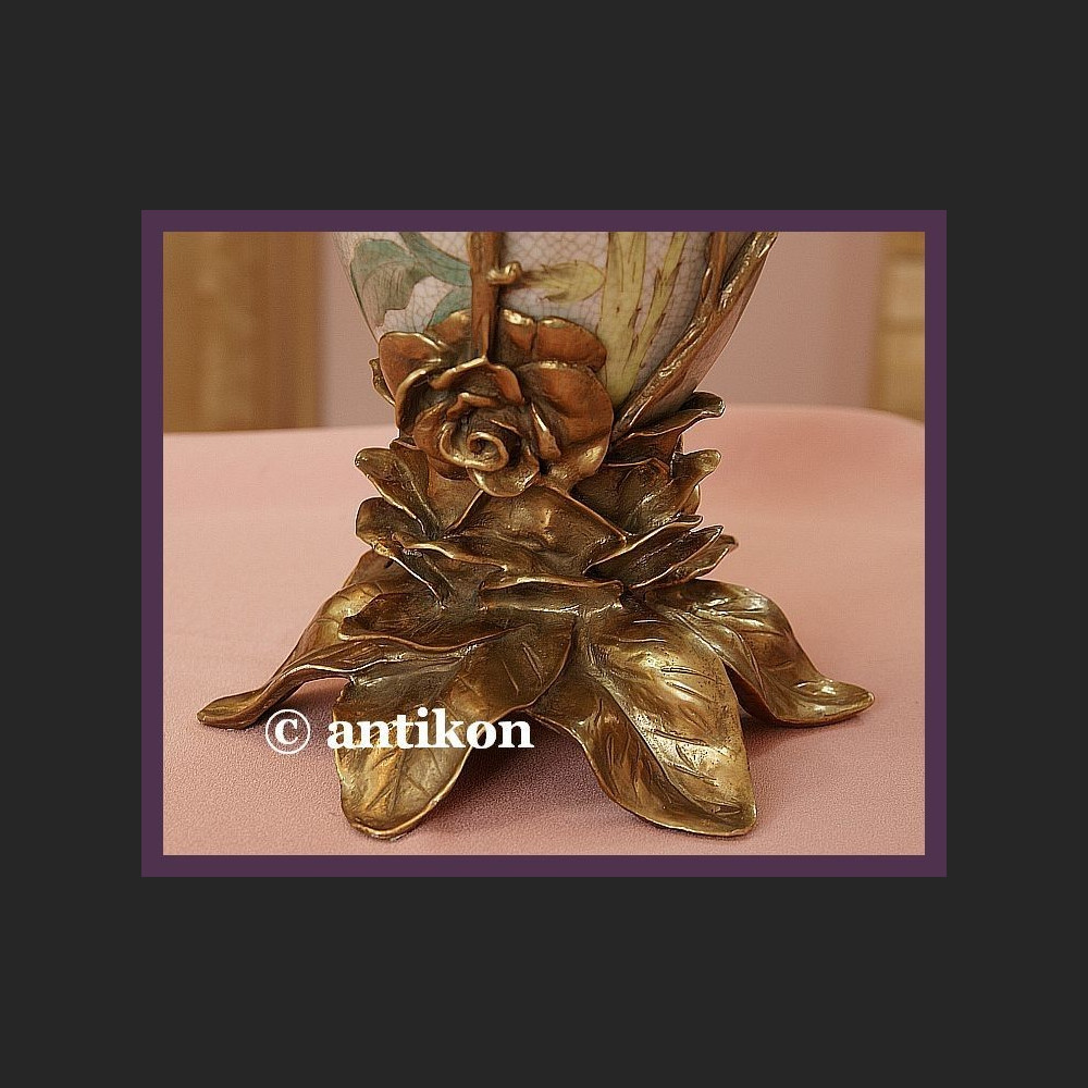 Wazon pałacowy ogromny okuty w brąz 