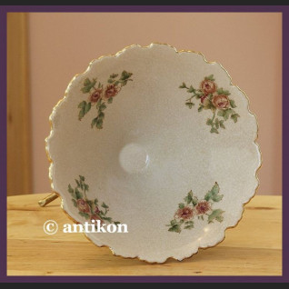 Scesyjna kwiatowa patera cudo