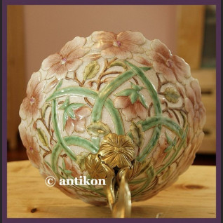 Scesyjna kwiatowa patera cudo