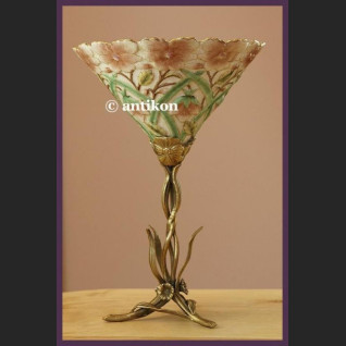 Scesyjna kwiatowa patera cudo