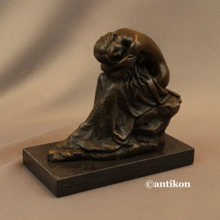 Rzeźba Art Deco Figurka z brązu piękny akt kobiety Rzeźba Art Deco Figurka z brązu piękny akt kobiety