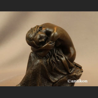 Rzeźba Art Deco Figurka z brązu piękny akt kobiety Rzeźba Art Deco Figurka z brązu piękny akt kobiety