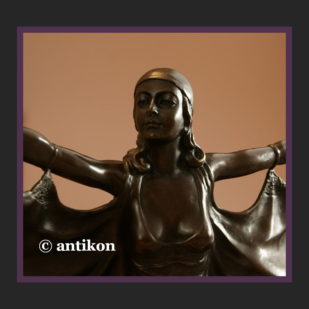 DUŻA RZEŹBA ART DECO UROCZA TANCERKA BRĄZ SYGNOWANA