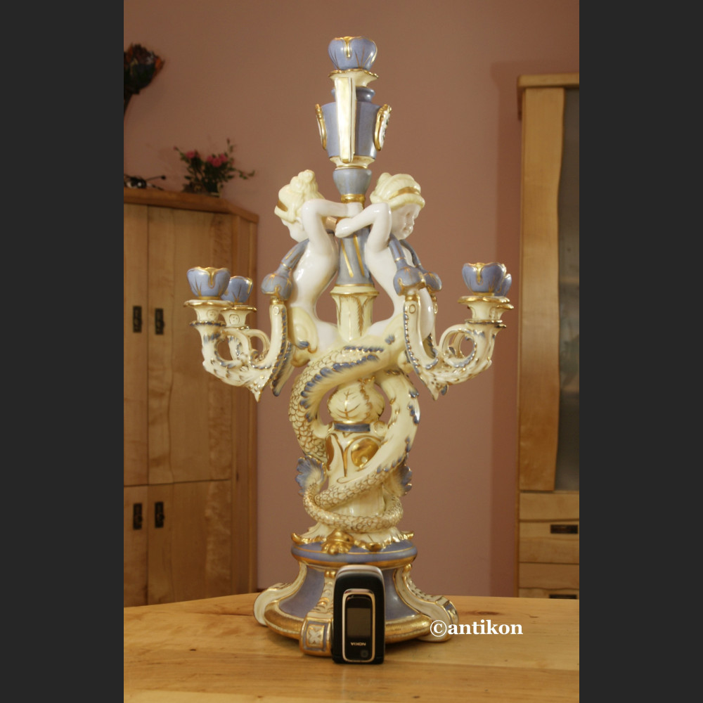 Świecznik z pięknej porcelany jak Sevres ogromny Świecznik z pięknej porcelany jak Sevres ogromny