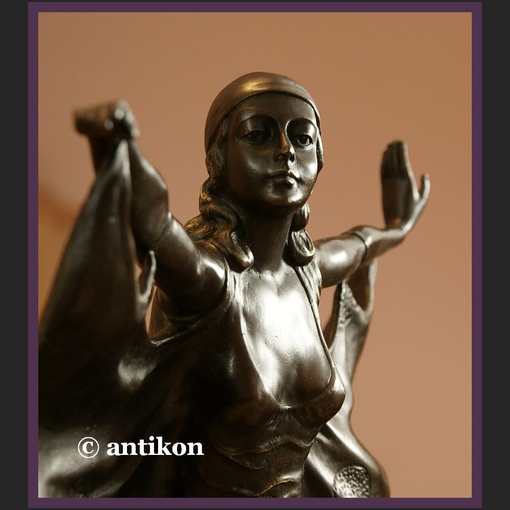 DUŻA RZEŹBA ART DECO UROCZA TANCERKA BRĄZ SYGNOWANA