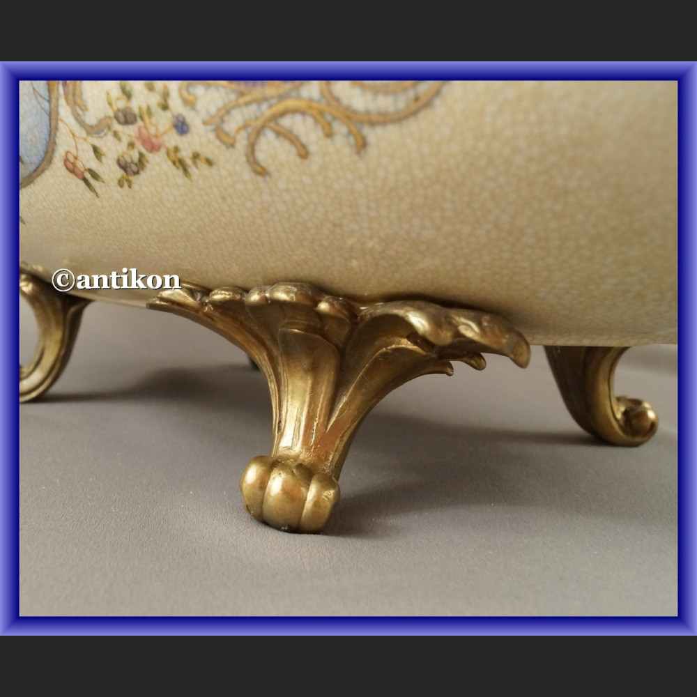 Patera porcelanowa na prezent ślubny porcelana z brązem  Patera porcelanowa na prezent ślubny porcelana z brązem