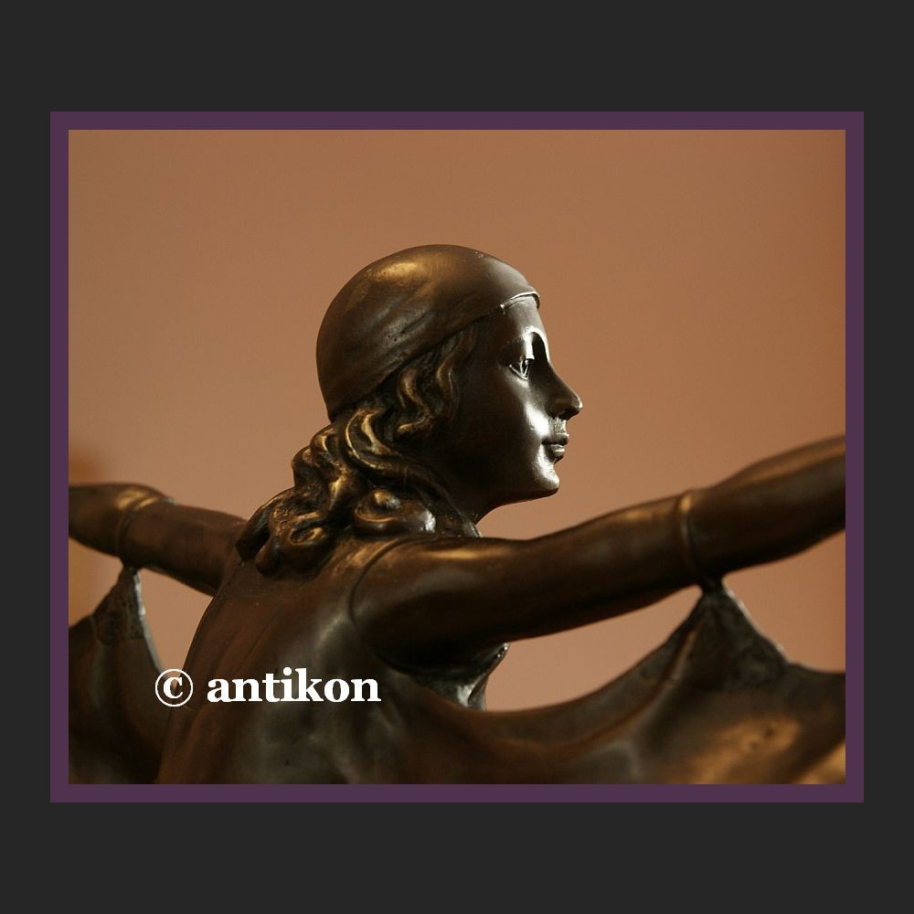 DUŻA RZEŹBA ART DECO UROCZA TANCERKA BRĄZ SYGNOWANA