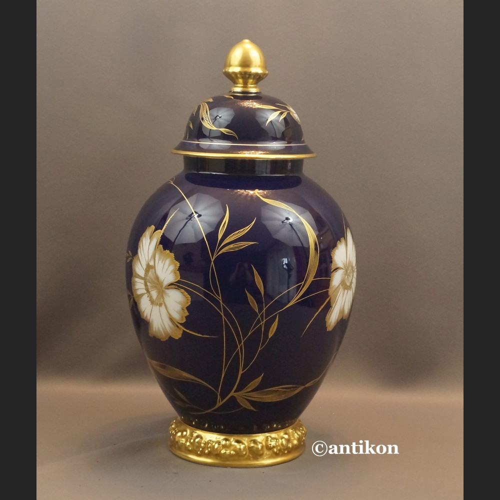 Wazon Rosenthal z pokrywą kobaltowy granat w kwiaty Wazon Rosenthal z pokrywą kobaltowy granat w kwiaty