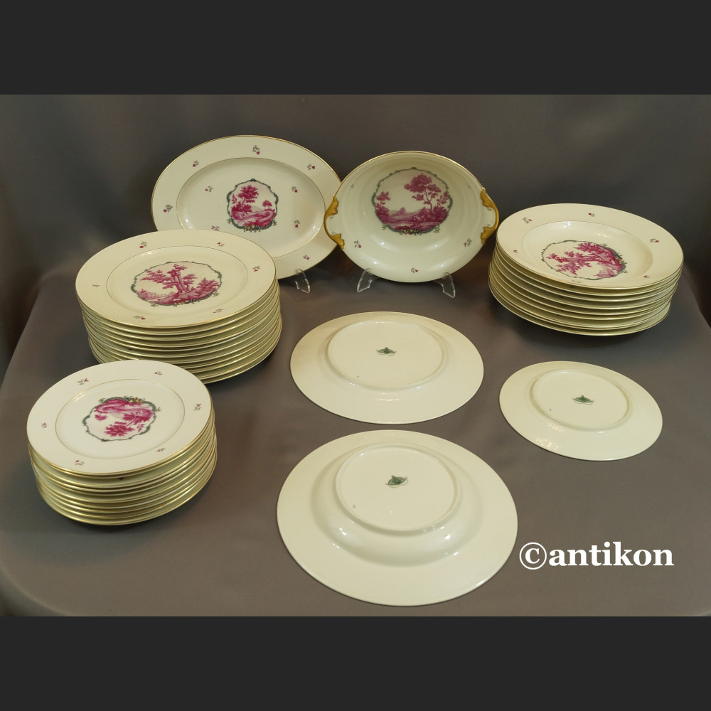 Serwis Rosenthal Ivory 12 osobowy obiadowy ze scenkami Unkat 