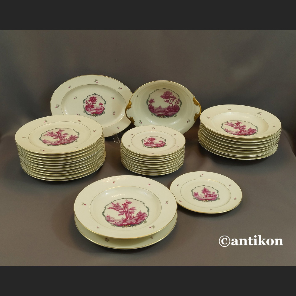 Serwis Rosenthal Ivory 12 osobowy obiadowy ze scenkami Unkat 