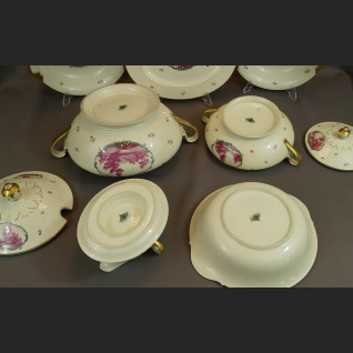 Serwis Rosenthal Ivory 12 osobowy obiadowy ze scenkami Unkat 