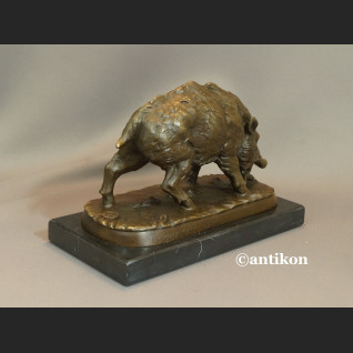 Rzeźba dzika prezent dla myśliwego 