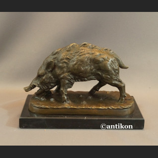 Rzeźba dzika prezent dla myśliwego 