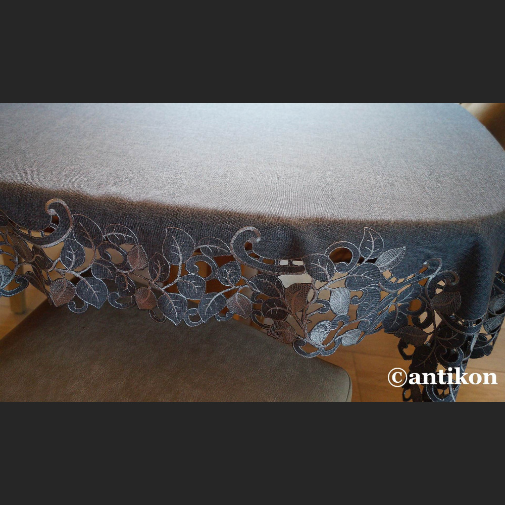 Obrus grafitowy z haftem 130 x 180  piękny