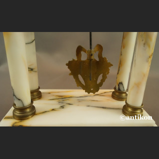 Zegar kominkowy stary francuski marmurowy Zegar kominkowy stary francuski marmurowy