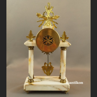 Zegar kominkowy stary francuski marmurowy Zegar kominkowy stary francuski marmurowy