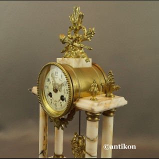 Zegar kominkowy stary francuski marmurowy Zegar kominkowy stary francuski marmurowy