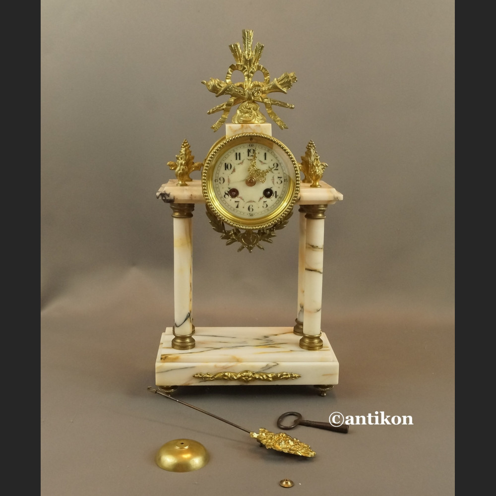 Zegar kominkowy stary francuski marmurowy Zegar kominkowy stary francuski marmurowy