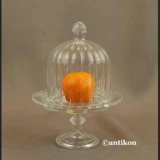 Patera szklana na nóżce
