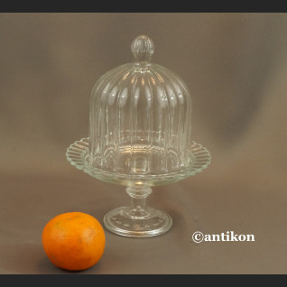 Patera szklana na nóżce