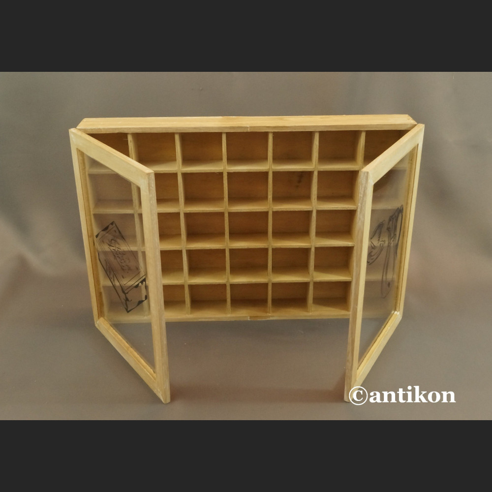 Drewniana skrzyna na herbaty vintage Drewniana skrzyna na herbaty vintage