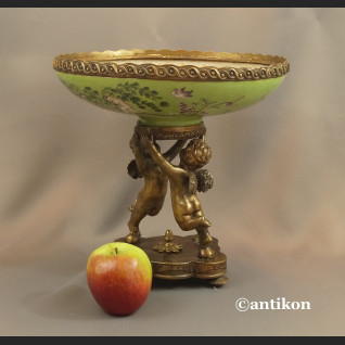 Patera z brązem pałacowa z aniołami 