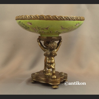 Patera z brązem pałacowa z aniołami 