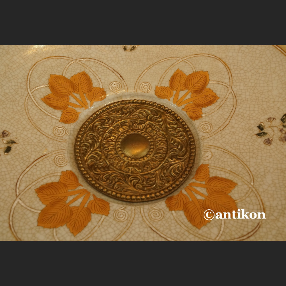 Patera z brązem pałacowa z aniołami 