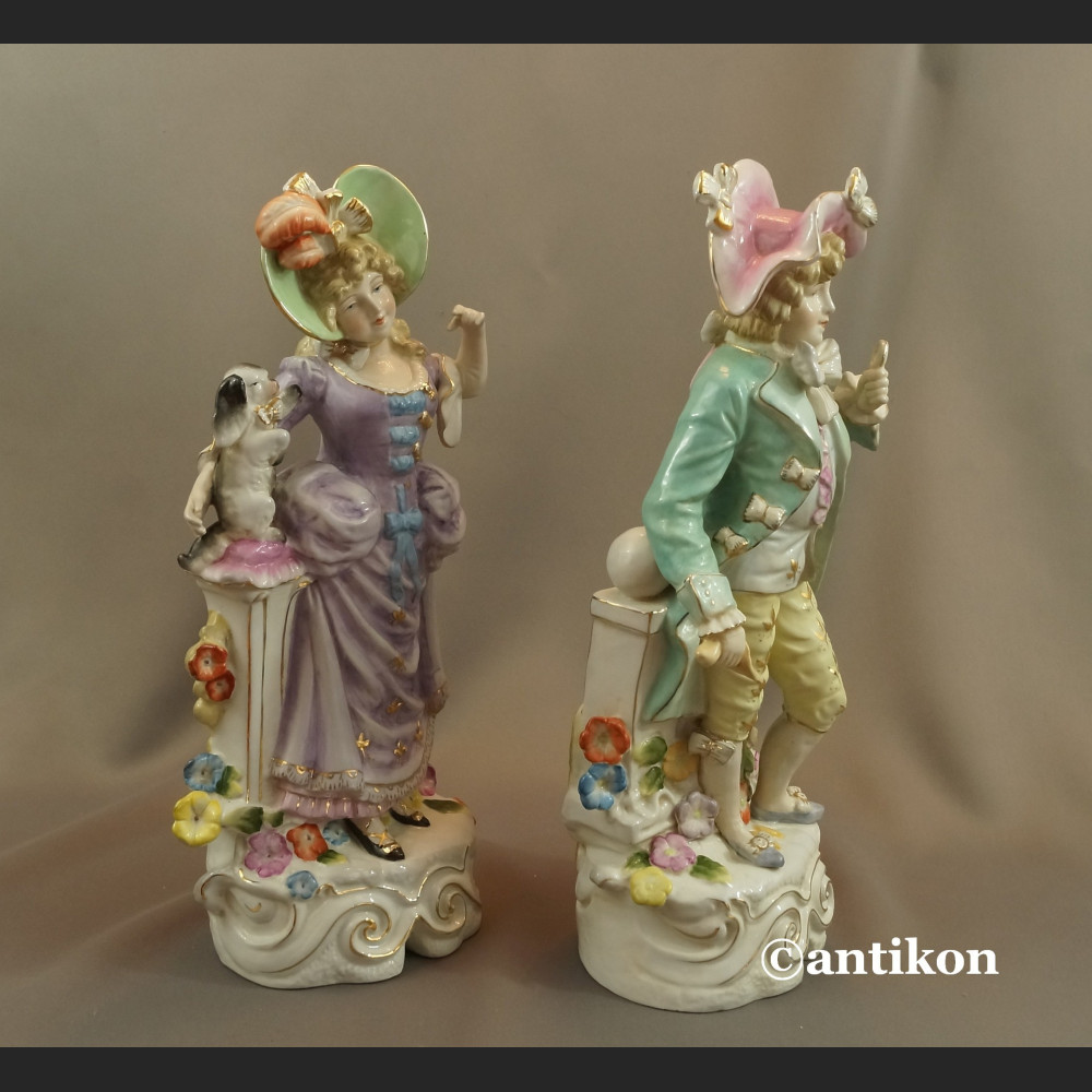 Porcelanowe figury para dworska prezent ślubny duże okazy Porcelanowe figury para dworska prezent ślubny duże okazy