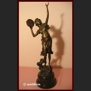 Rzeźba tancerka z tamburynem prawdziwy brąz