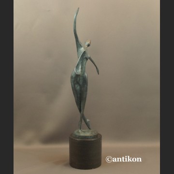 Rzeźba modernistyczna z brązu Tancerka Kobieta