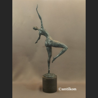 Rzeźba nowoczesna z brązu modernistyczna Tancerka 