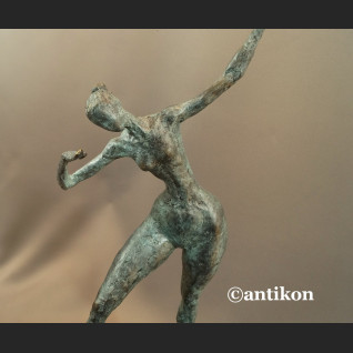 Rzeźba nowoczesna Tancerka duża figura z brązu 